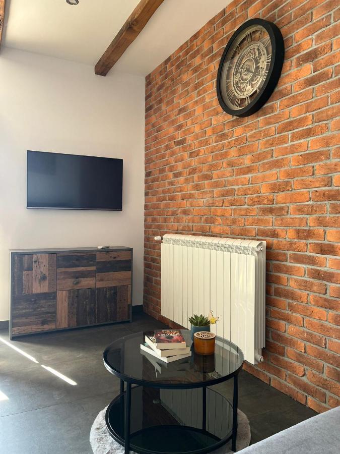 Apartman Sara S Pogledom Na More Lovran Exterior foto